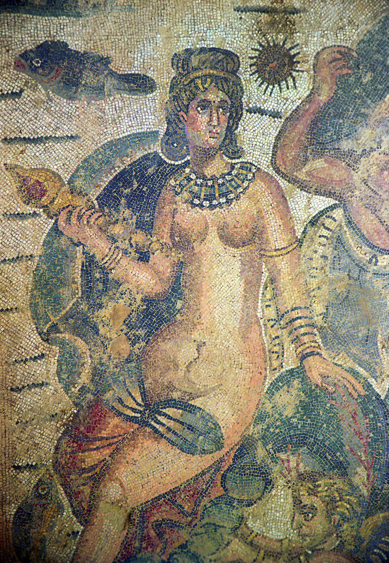 Illustration for article titled The Very Sexy People of Ancient Rome, According to Stock Photos
